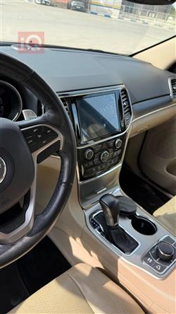 جيب جراند شيروكي